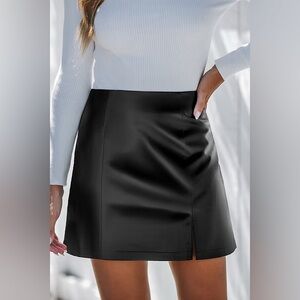 (Brand New) Black Faux Leather Notched Hem Mini Skirt